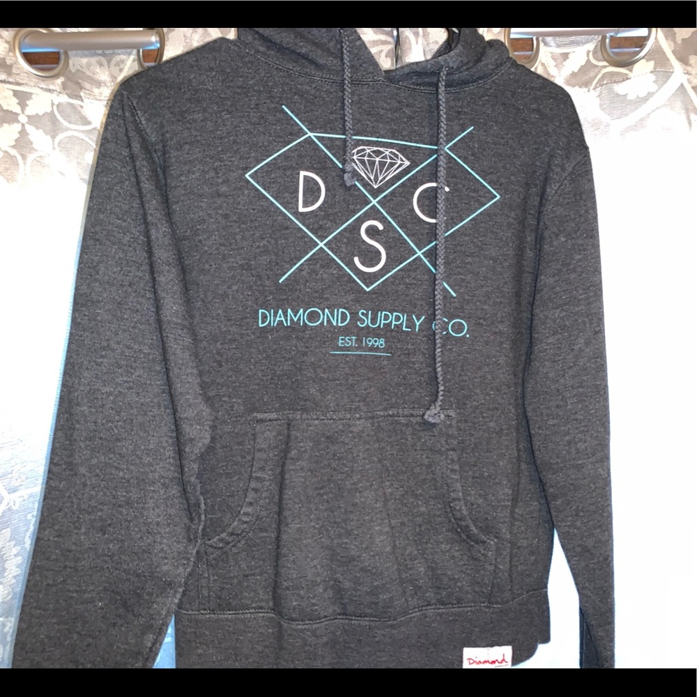 Diamond Pullover